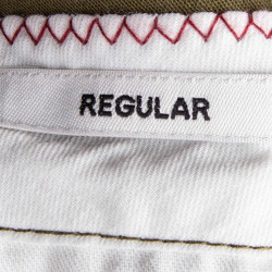 Bermuda droit coton stretch Homme JACK & JONES marque pas cher prix dégriffés destockage Bermuda droit coton stretch Homme JACK & JONES marque pas cher prix dégriffés destockage