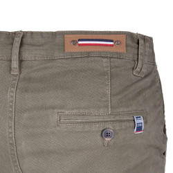 Bermuda chino coton stretch armuré Varen Homme BLAGGIO marque pas cher prix dégriffés destockage Bermuda chino coton stretch armuré Varen Homme BLAGGIO marque pas cher prix dégriffés destockage