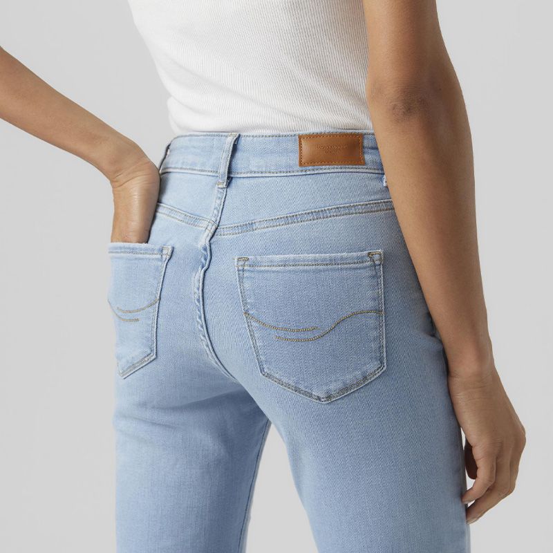 Jeans stretch evase bleu clair Femme VERO MODA a prix degriffe