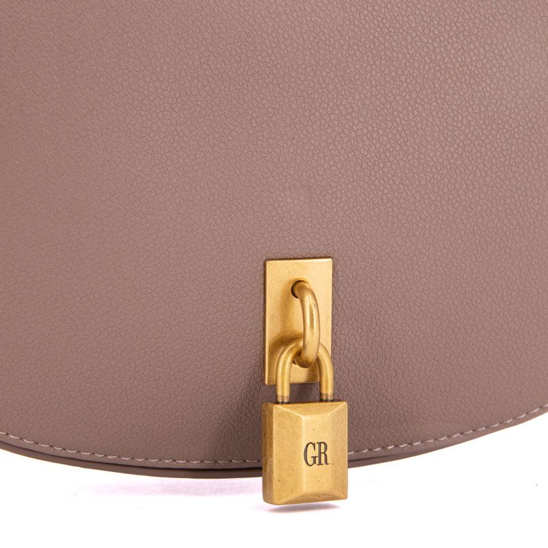 Sac bandouliere taupe romelie 27x15x7cm Femme GEORGES RECH Sac bandouliere taupe romelie 27x15x7cm Femme GEORGES RECH