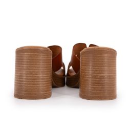 Mules vaq. cuero 78539 t36/41 Femme CARLA TORTOSA Mules vaq. cuero 78539 t36/41 Femme CARLA TORTOSA