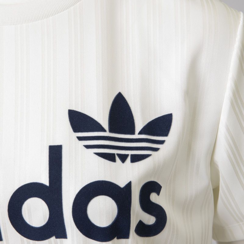 Tee shirt blanc casse graphic bf tee jc7700 Femme ADIDAS
