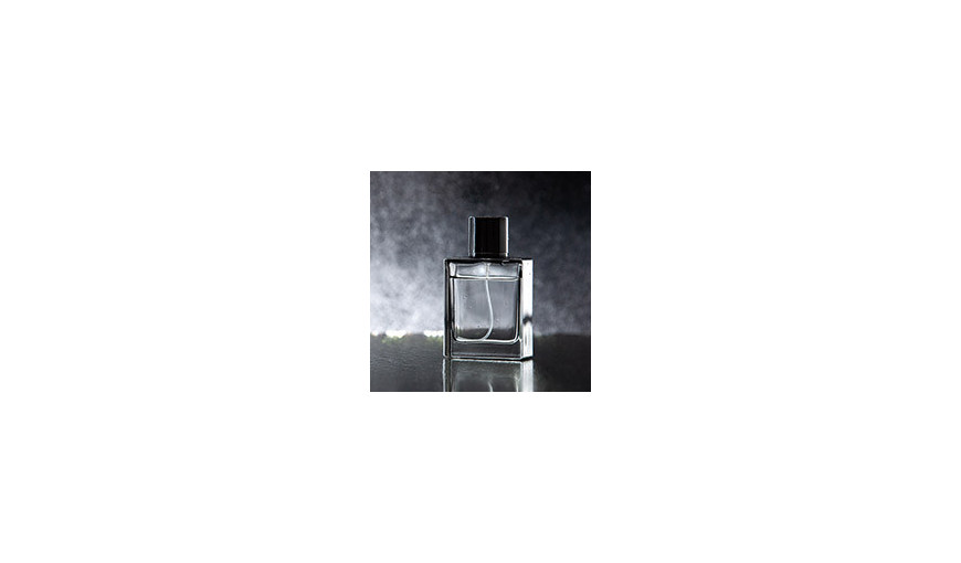 Parfum 850 eau de parfum pas cher pour homme de la famille olfactive Ambre  Épicé. – PARFUMS NOX